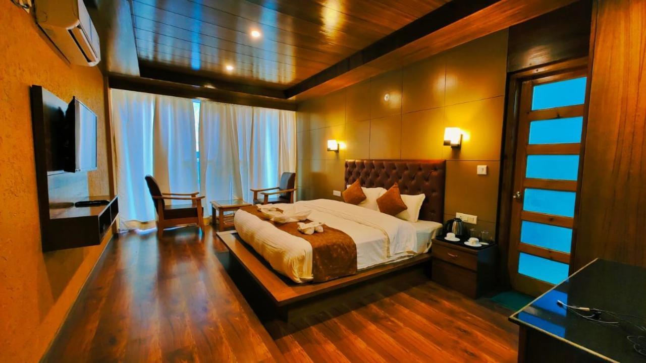 Hotel Winterline - Five Star Luxury Hotel Near Mall Road Manali מראה חיצוני תמונה